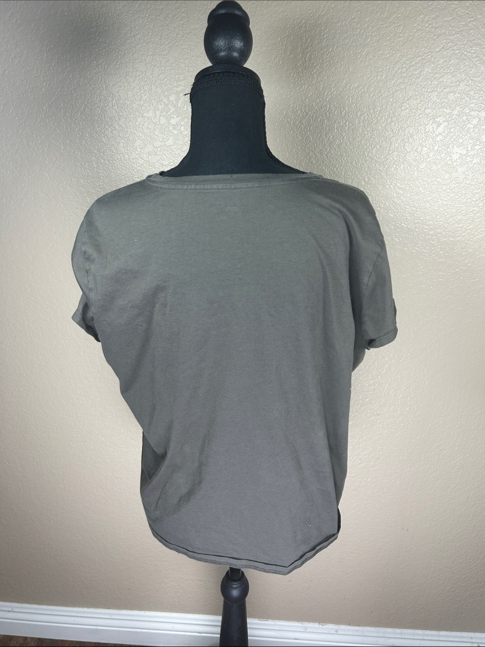Eileen Fisher Size L Olive Gray V-Neck Short Sleeve Tee - Picture 3 of 4
